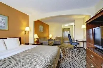 La Quinta & By Wyndham Starved Rock St Park Hotel Peru