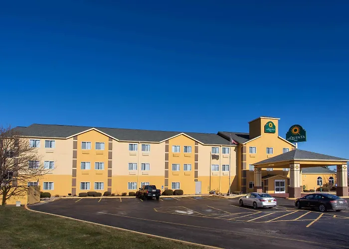 Hotel La Quinta & By Wyndham Starved Rock St Park 3*