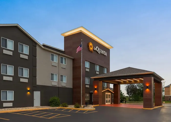 La Quinta & By Wyndham Starved Rock St Park Hotel Peru