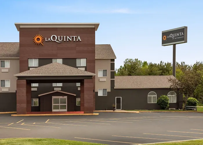 La Quinta & By Wyndham Starved Rock St Park Hotel Peru