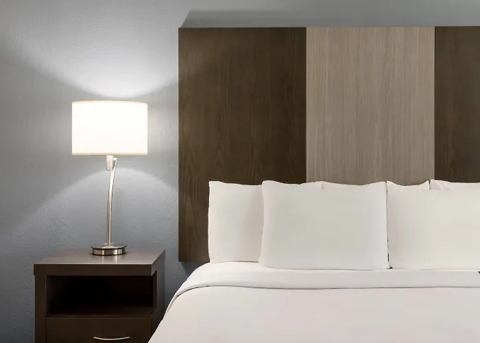 La Quinta & By Wyndham Starved Rock St Park Hotel 3*