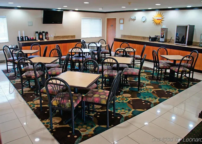 Hotel La Quinta & By Wyndham Starved Rock St Park Peru