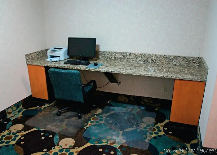 Hotel La Quinta & By Wyndham Starved Rock St Park Peru